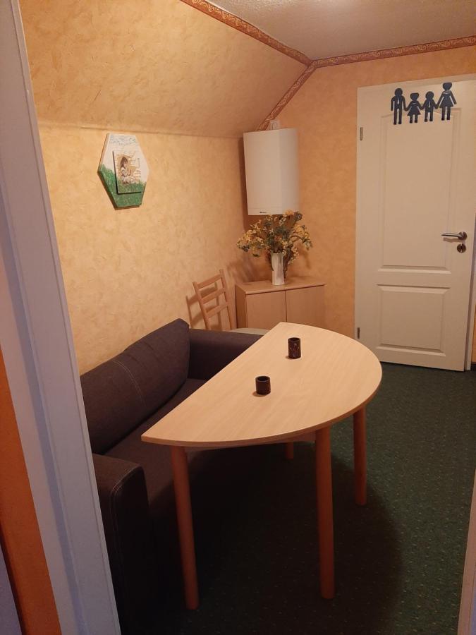 Ferienunterkuenfte Wesenberg Apartment ภายนอก รูปภาพ